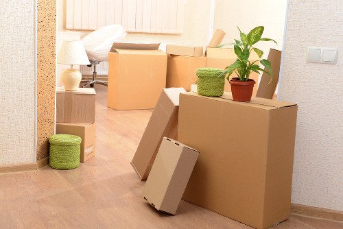 Careful packing for fragile household belongings in Mayfair